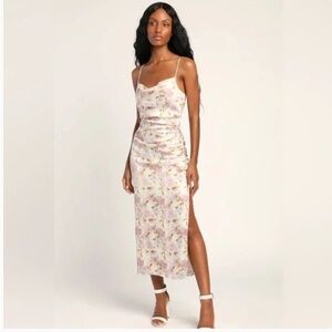 Lulu's Truest Romance White Floral Print Sleeveless Ruched Midi Dress Size M NEW
